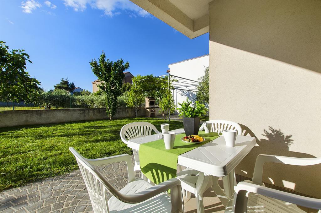 Apartments Glavan Привлака Стая снимка
