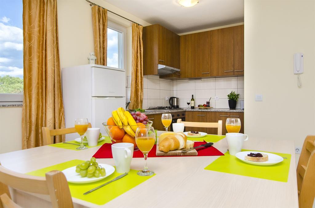 Apartments Glavan Привлака Стая снимка